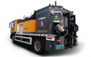HOT-Recycling Pavement Maintenance Vehicle