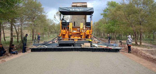 Multi function Road Paver 2
