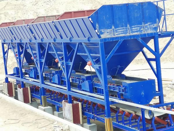 ROAD BASE MATERIAL MIXING PLANT